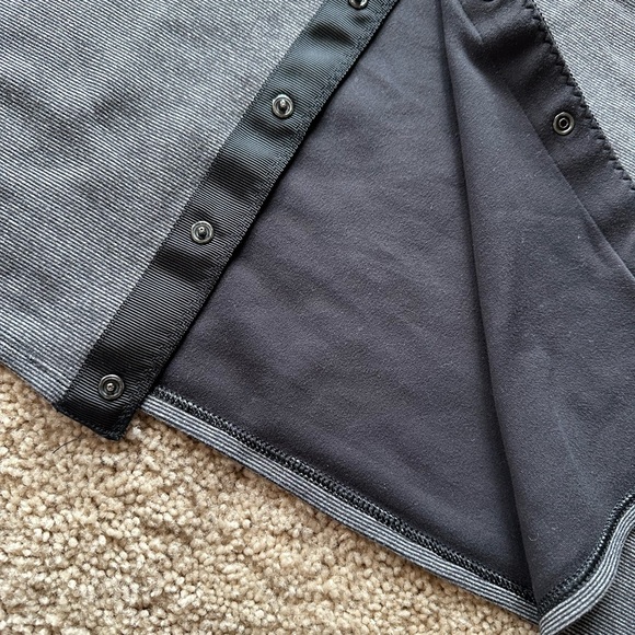 7-Lululemon Vinyassa scarves; various patterns; like new condition; $16 each - Picture 6 of 13